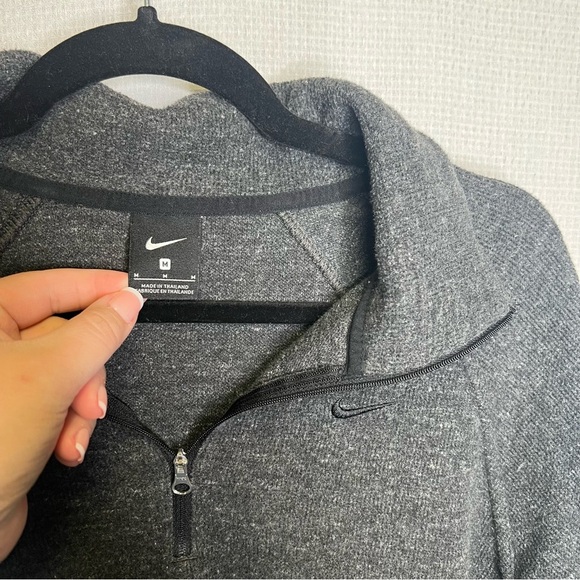 NIKE | Medium‎ Women's Gray Quarter-Zip Sweater Top Blouse Pullover - Picture 1 of 8